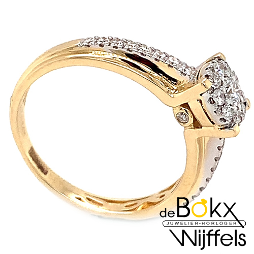 Ring goud met diamant maat 53 - 58272